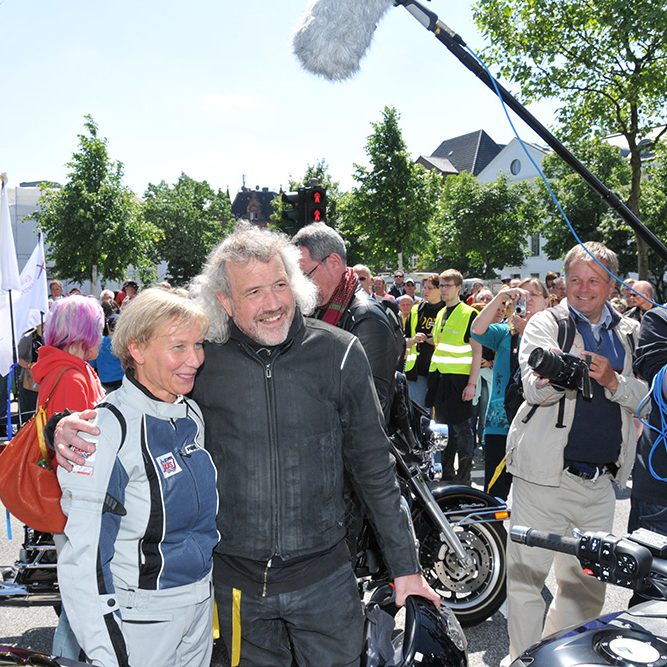 mogo-hamburg-bischoefin-fehrs-pastor-fehling